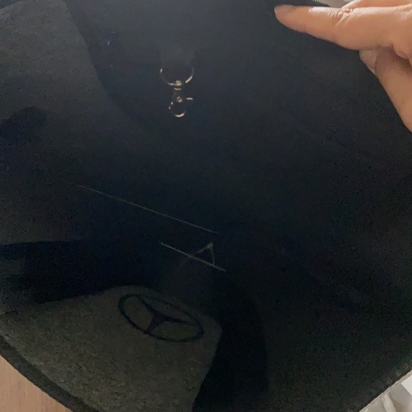Mercedes Benz felt shoulder bag - Picture 3 of 6